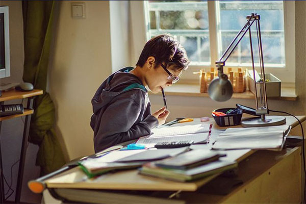 عدم تمرکز در درس خواندن 3